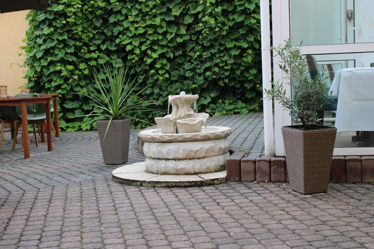 Spreezeit Hotel Connect Senftenberg Esterno foto
